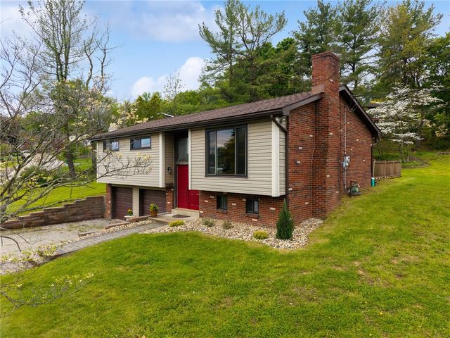 4137 Cambridge, Hempfield Twp, PA 15642