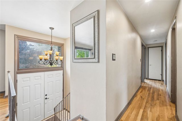 4137 Cambridge, Hempfield Twp, PA 15642