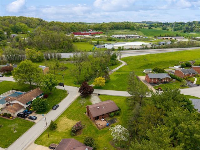 4137 Cambridge, Hempfield Twp, PA 15642