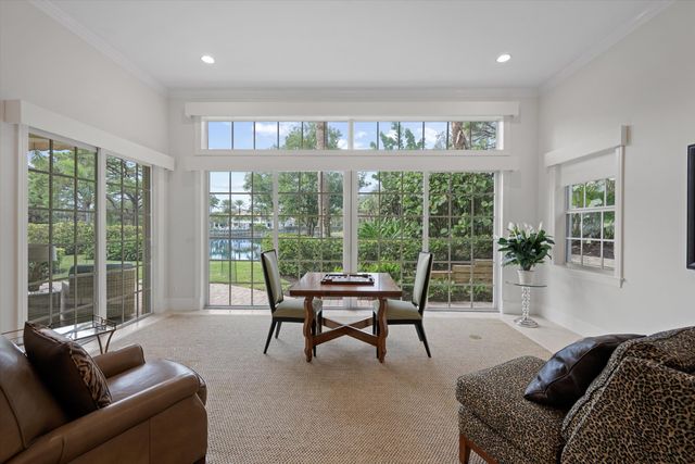 113 Caballo Lane, Jupiter, FL 33458