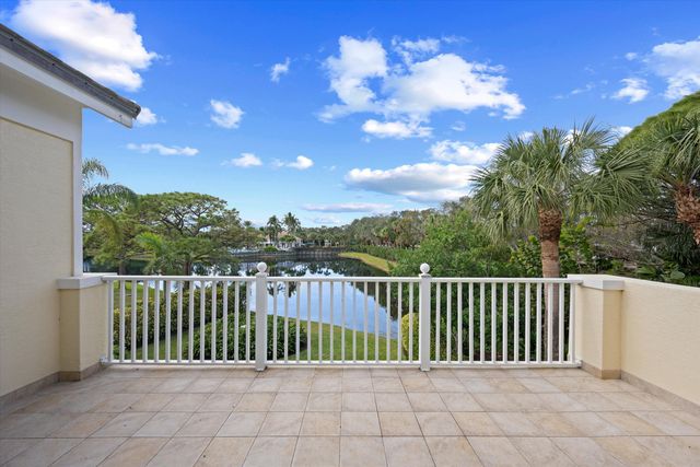 113 Caballo Lane, Jupiter, FL 33458