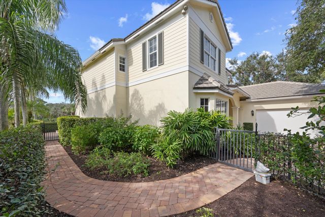 113 Caballo Lane, Jupiter, FL 33458