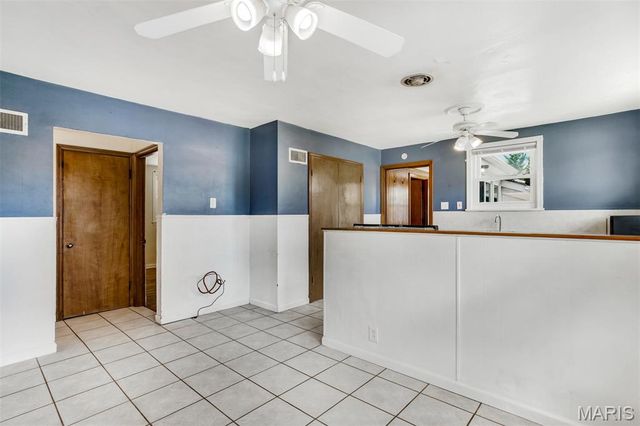 8231 Steffen Avenue, St Louis, MO 63123
