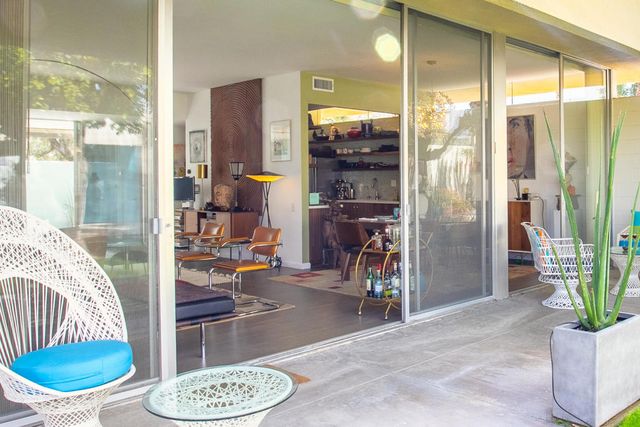 17 Desert Lakes Drive, Palm Springs, CA 92264