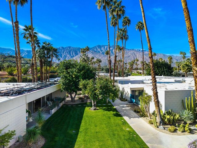 17 Desert Lakes Drive, Palm Springs, CA 92264