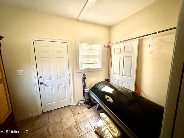 1535 SE Holly Trail, Brookhaven, MS 39601