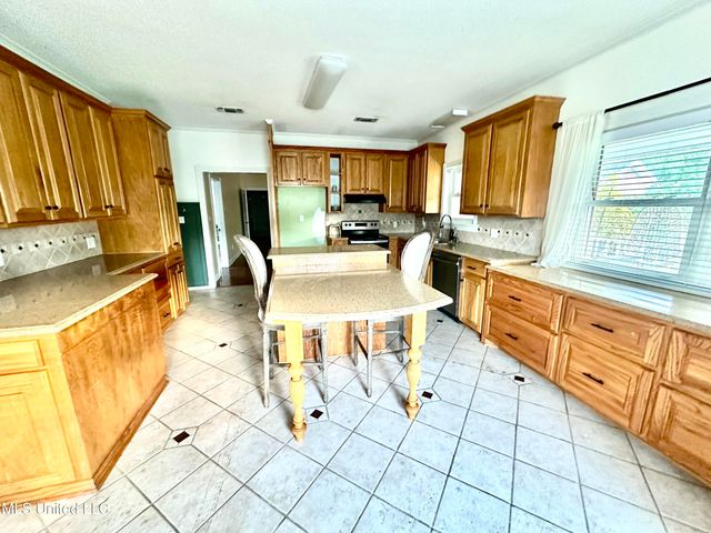 1535 SE Holly Trail, Brookhaven, MS 39601