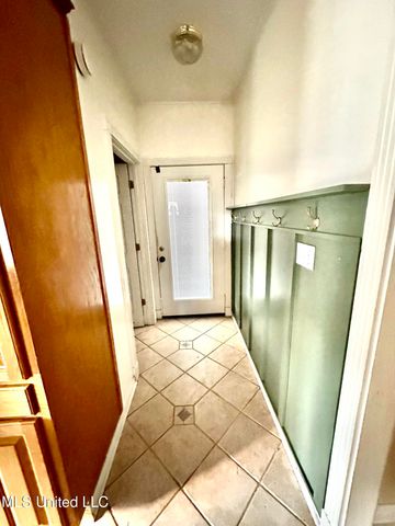 1535 SE Holly Trail, Brookhaven, MS 39601
