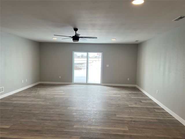 127 Kinsey Street, North Liberty, IA 52317