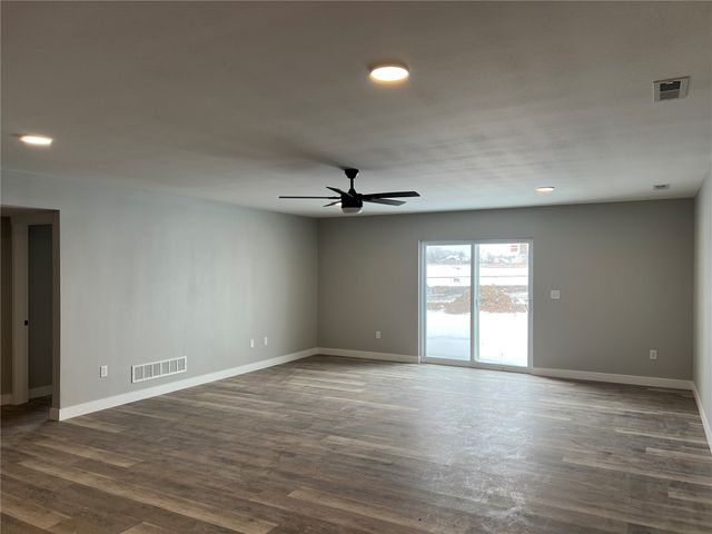 127 Kinsey Street, North Liberty, IA 52317