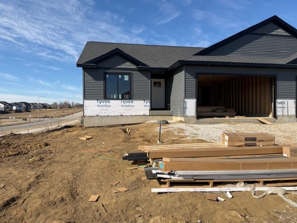 127 Kinsey Street, North Liberty, IA 52317