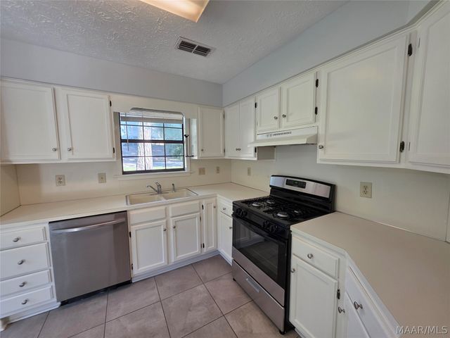 6225 Whitewater Court, Montgomery, AL 36117