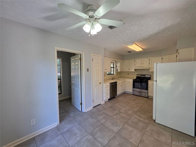 6225 Whitewater Court, Montgomery, AL 36117