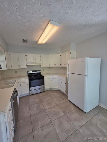 6225 Whitewater Court, Montgomery, AL 36117
