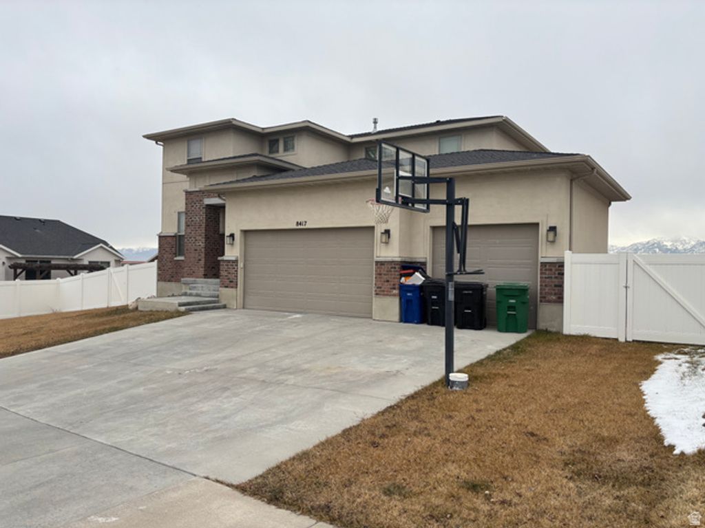 8417 S OTTER CREEK DR, West Jordan, UT 84081