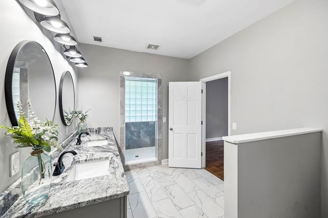 502 Shire Court, Dalton, GA 30720