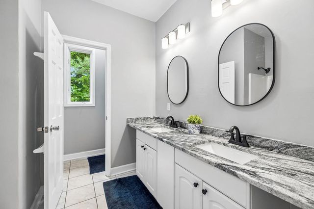 502 Shire Court, Dalton, GA 30720
