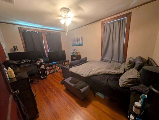 234 SW 3RD STREET, Gainesville, FL 32601