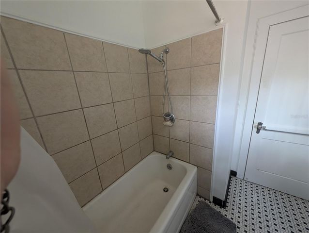 234 SW 3RD STREET, Gainesville, FL 32601