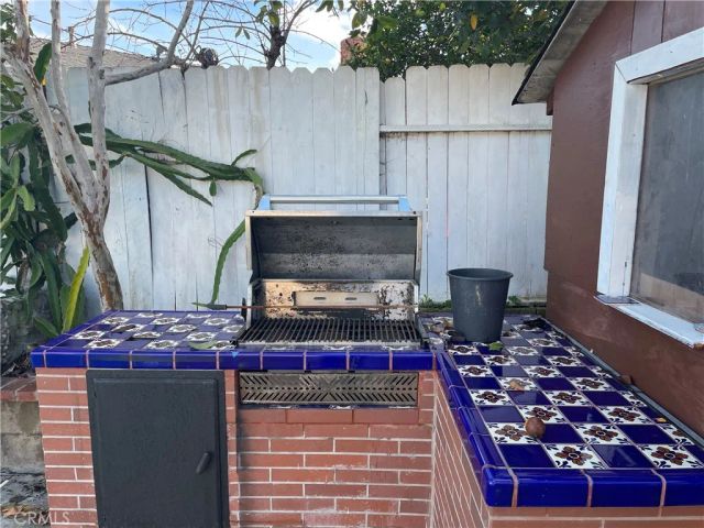 825 Sonora Road, Costa Mesa, CA 92626