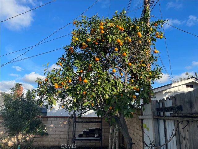 825 Sonora Road, Costa Mesa, CA 92626