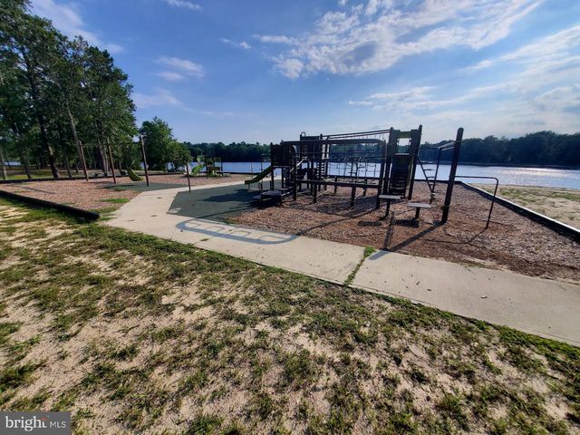 5 MARYLAND TRL, Browns Mills, NJ 08015