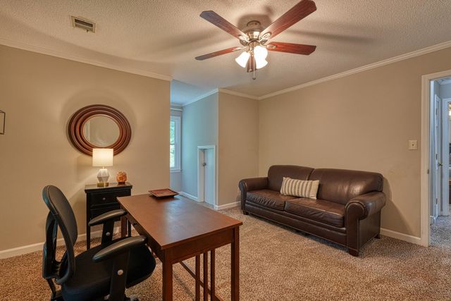102 Hickory Hollow Drive, Inman, SC 29349