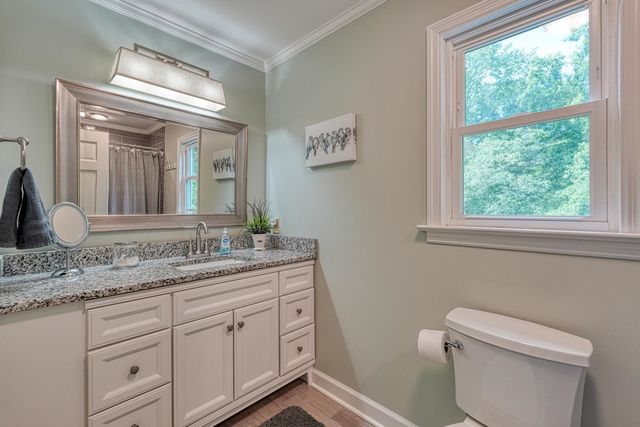 102 Hickory Hollow Drive, Inman, SC 29349