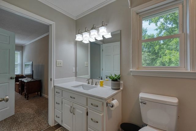 102 Hickory Hollow Drive, Inman, SC 29349
