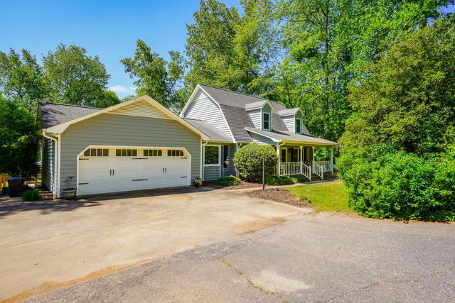102 Hickory Hollow Drive, Inman, SC 29349