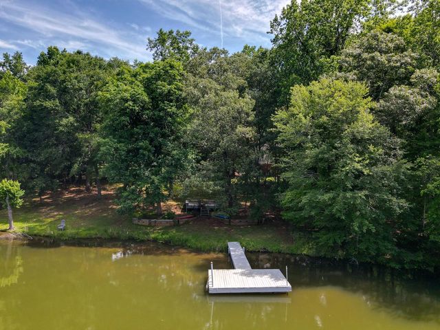 102 Hickory Hollow Drive, Inman, SC 29349