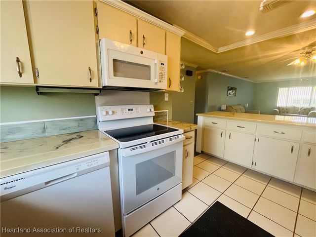 156 Parkview Circle, Lake Placid, FL 33852