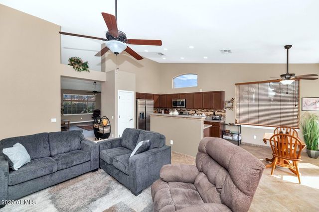 11501 W LAURELWOOD Lane, Avondale, AZ 85392