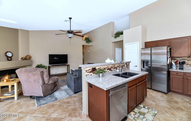 11501 W LAURELWOOD Lane, Avondale, AZ 85392