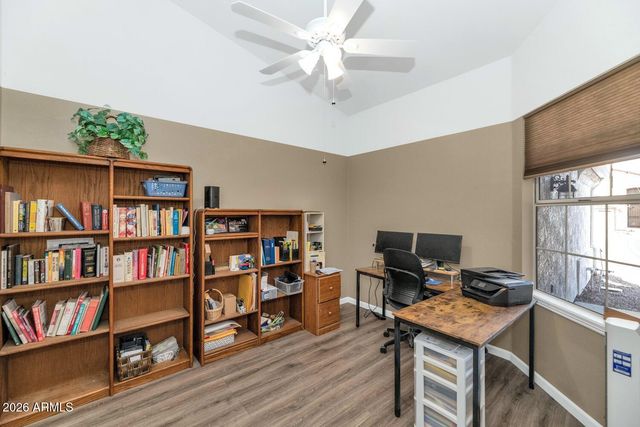 11501 W LAURELWOOD Lane, Avondale, AZ 85392