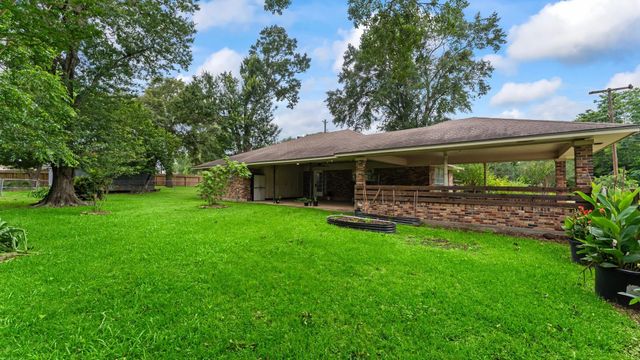 2103 Taylor Street, Waller, TX 77484