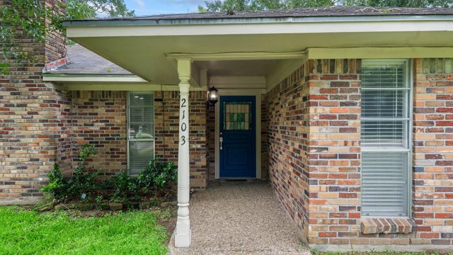 2103 Taylor Street, Waller, TX 77484