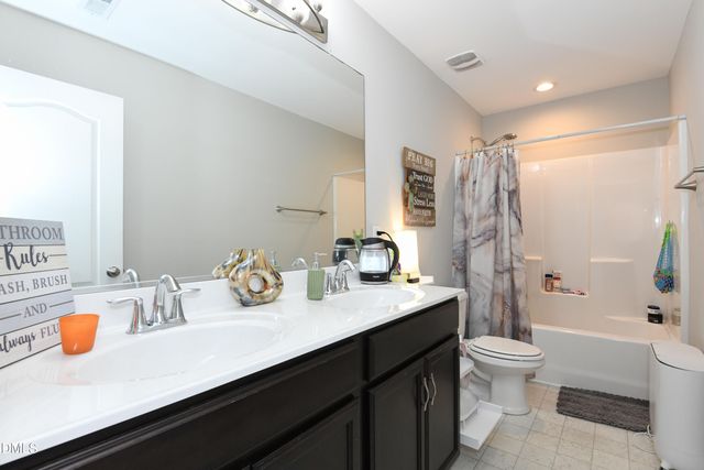 731 Breeders Cup Drive, Whitsett, NC 27377