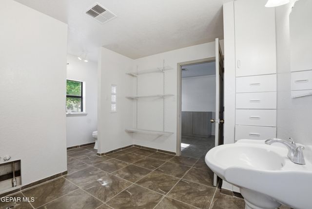 7336 BRANDING IRON Drive, Canutillo, TX 79835