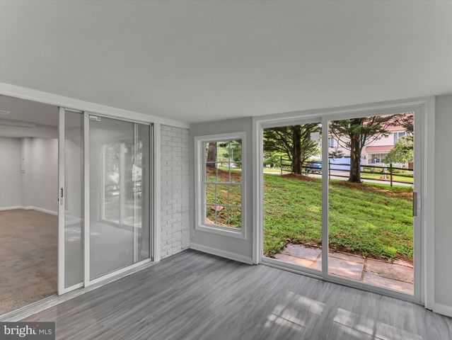 24737 NICKELBY DR, Damascus, MD 20872