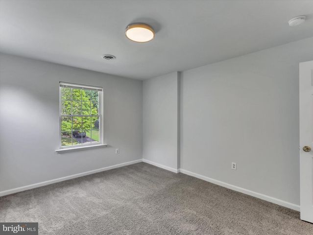 24737 NICKELBY DR, Damascus, MD 20872