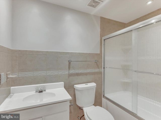 24737 NICKELBY DR, Damascus, MD 20872