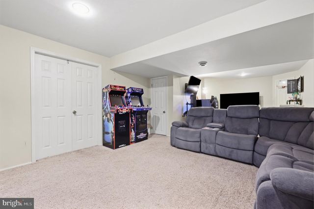 249 NORSAM DR, Langhorne, PA 19047