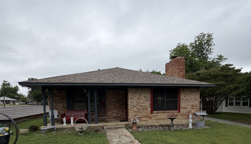 305 N Union, Whitesboro, TX 76273