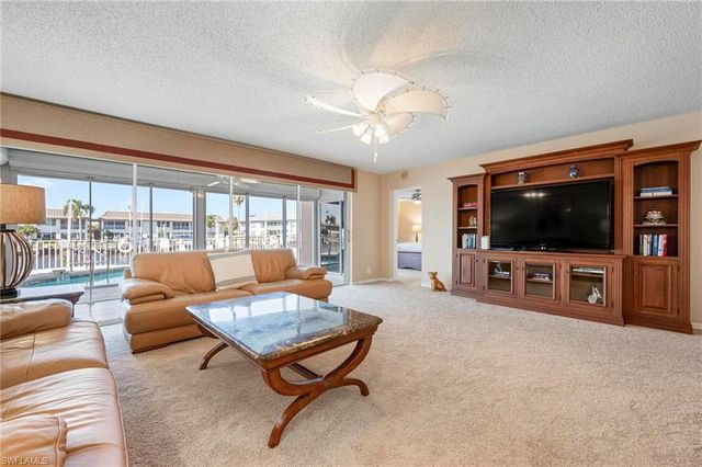 4206 SE 20th PL 101, Cape Coral, FL 33904