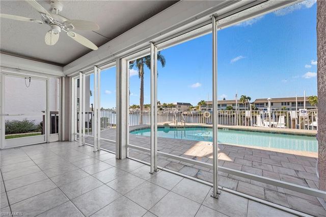 4206 SE 20th PL 101, Cape Coral, FL 33904