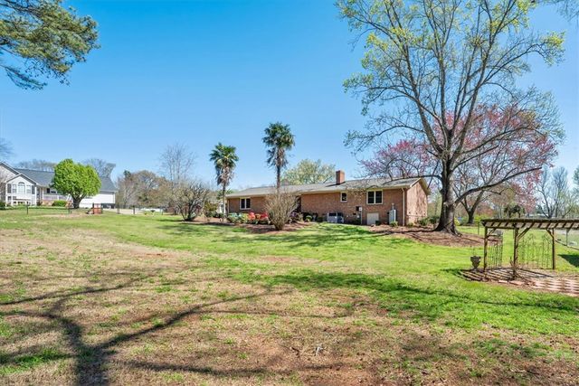 211 Harborough Road, Anderson, SC 29625