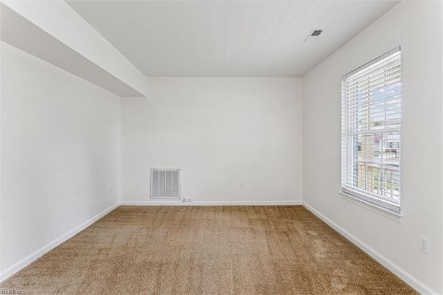 724 Galleon DR, Newport News, VA 23608