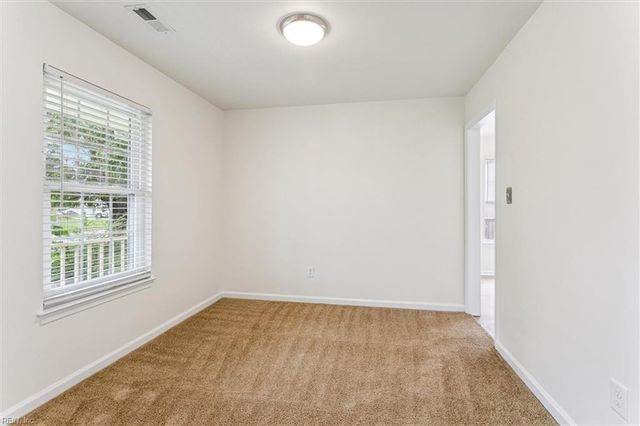 724 Galleon DR, Newport News, VA 23608
