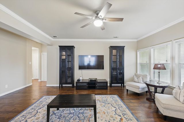 3505 Mustang Drive, Denton, TX 76210